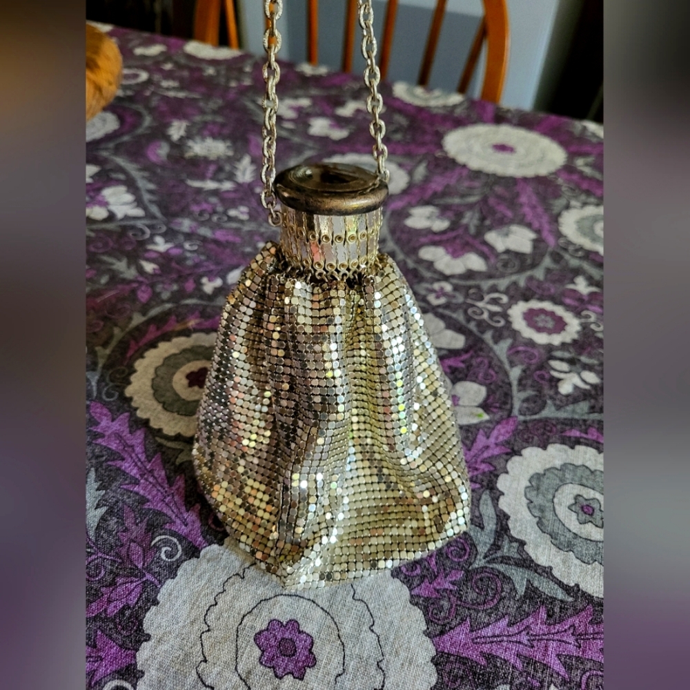 Antique Silver Mesh Gatemouth Purse